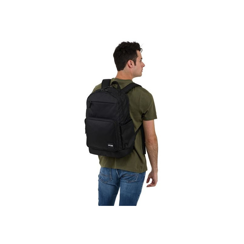 Case Logic Query batoh z recyklovaného materiálu 29 l CCAM4216 - černý